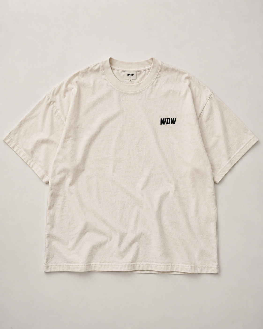DUSKWATER Too Alive To Leave Young pool-party photo tee in washed cream